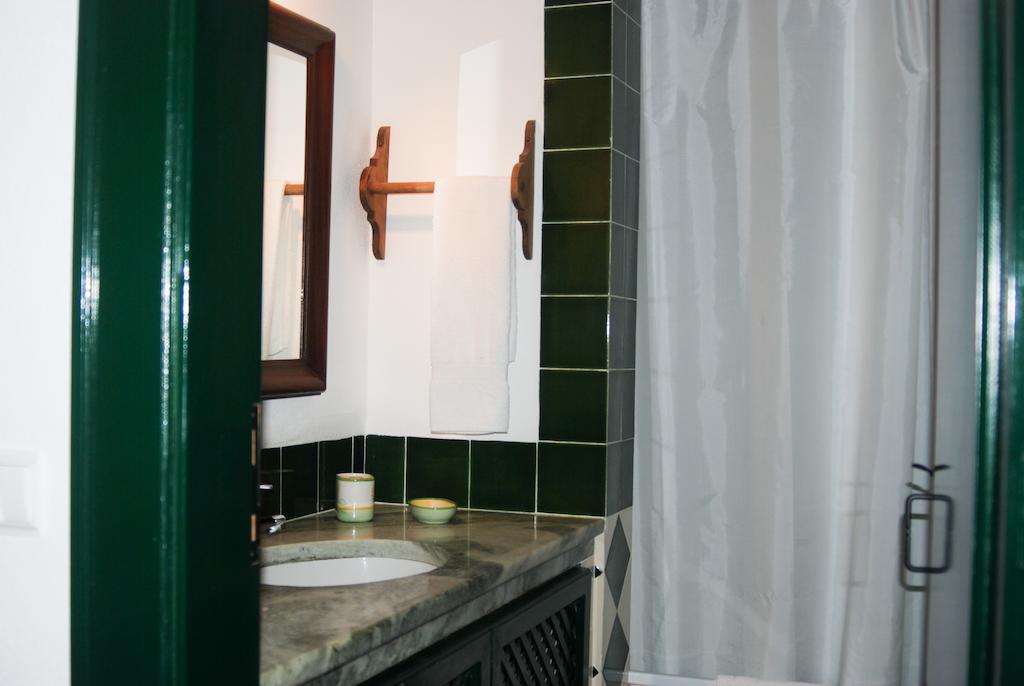 Herdade Da Samarra Otel Viana do Alentejo Oda fotoğraf
